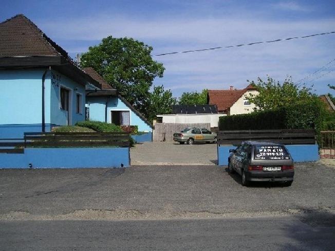 Bed and Breakfast Domino Panzio Székesfehérvár Exteriér fotografie